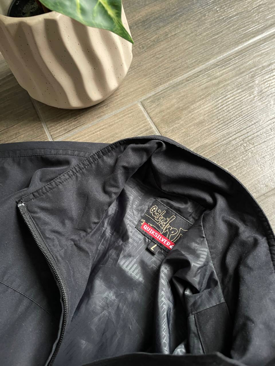 Quiksilver black y2k baggy jacket