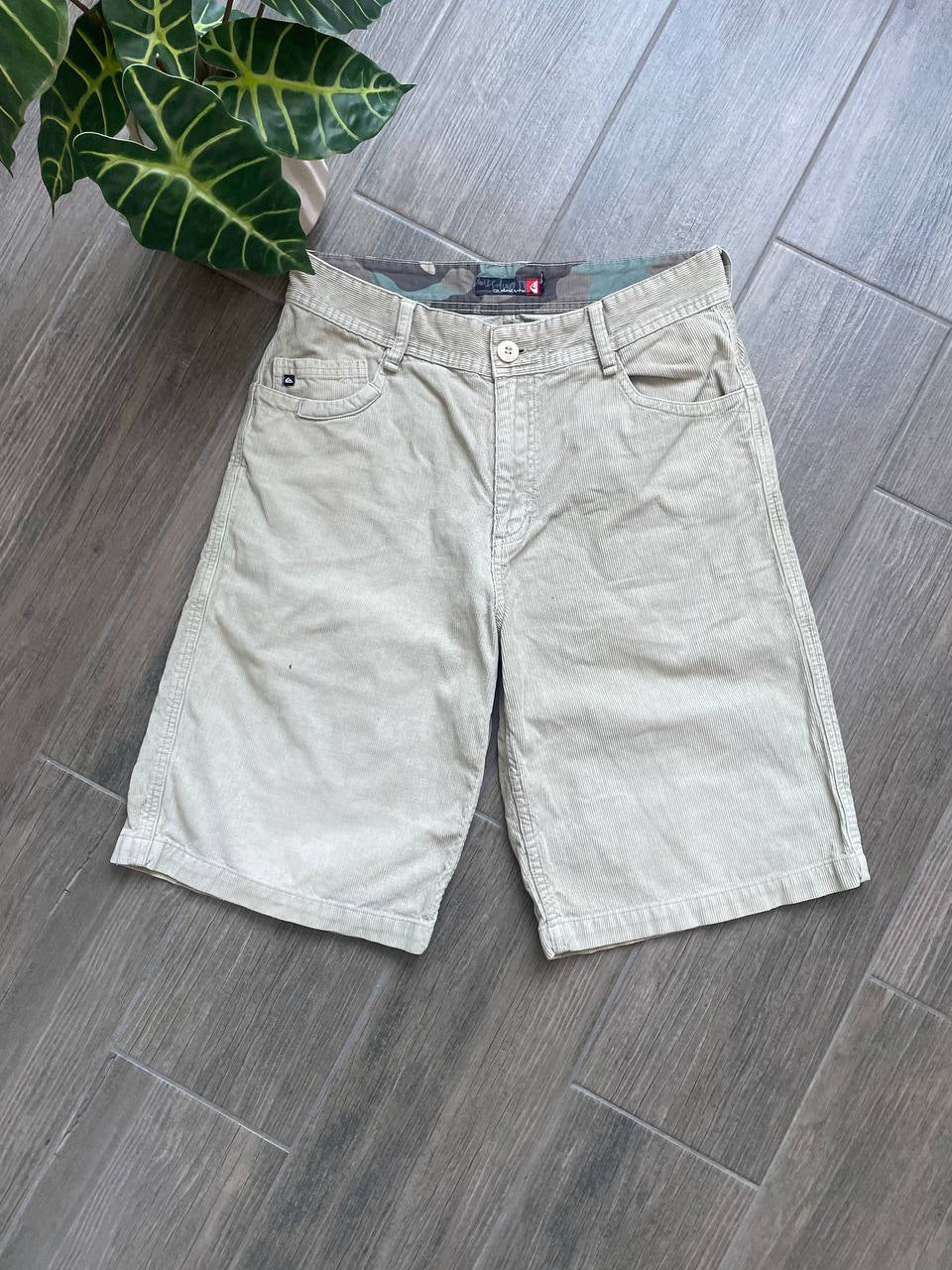 Quiksilver vintage baggy velour y2k shorts