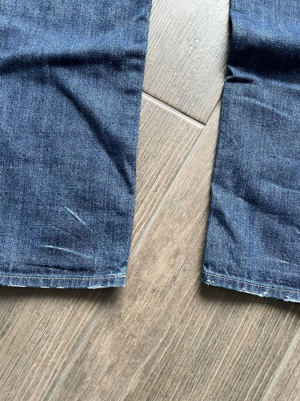 True Religion distressed vintage y2k jeans