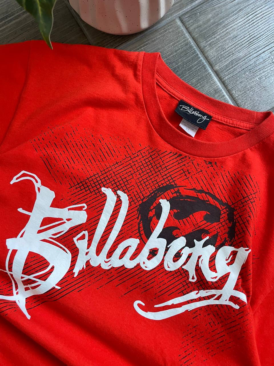 Billabong Vintage Red Graphic T-Shirt