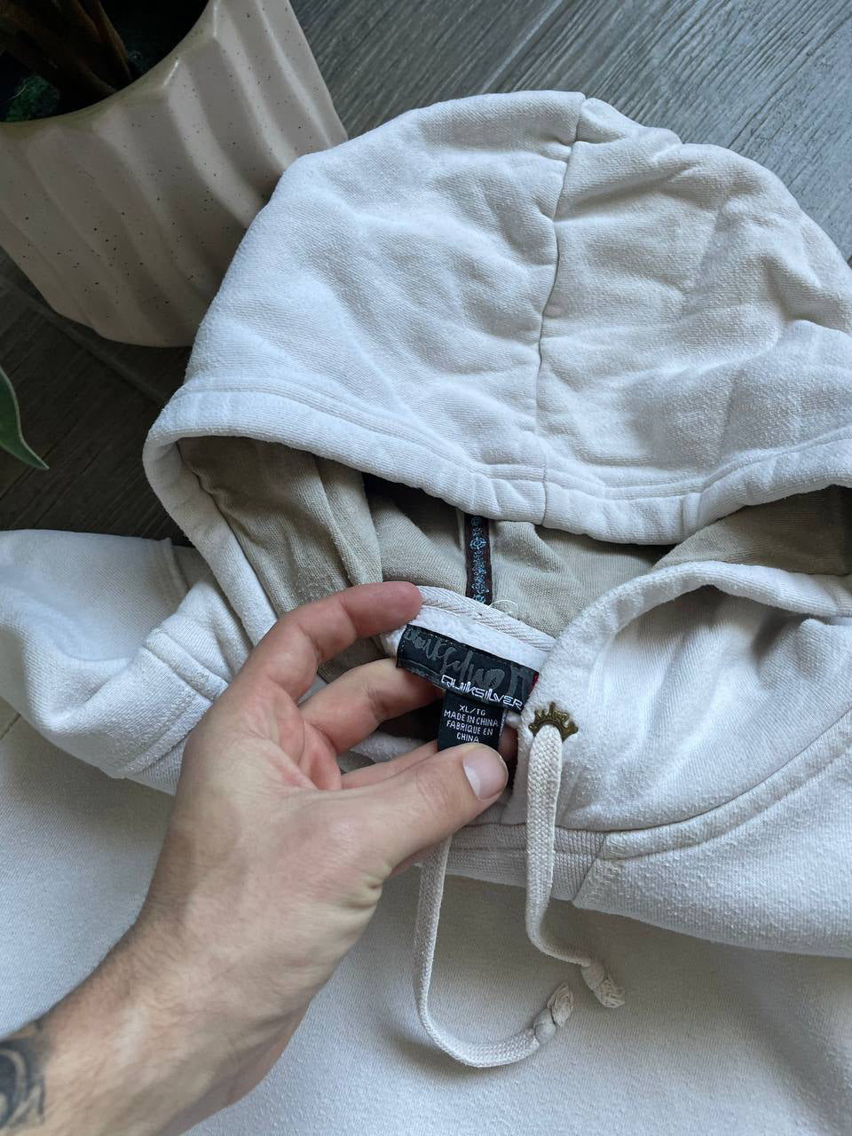 Quiksilver Vintage Off-White Oversized Hoodie