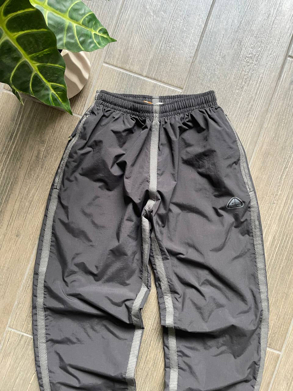 Nike ACG women gore-tex y2k pants