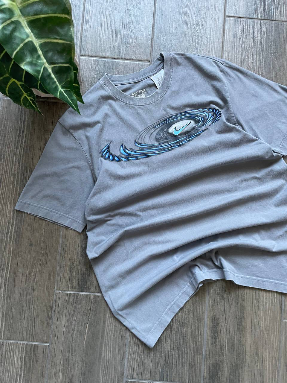 Nike Storm Swirl Graphic T-Shirt