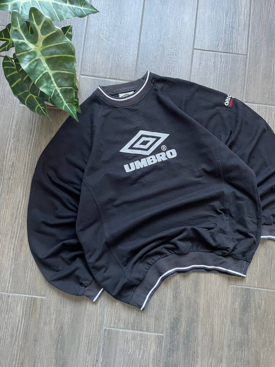 Umbro Vintage Black Crewneck Sweatshirt