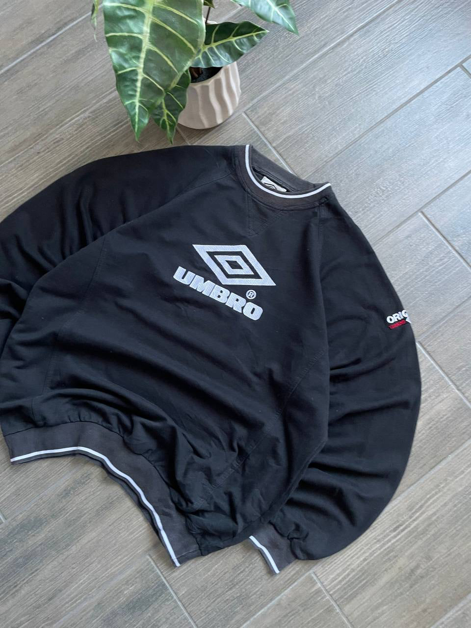 Umbro Vintage Black Crewneck Sweatshirt