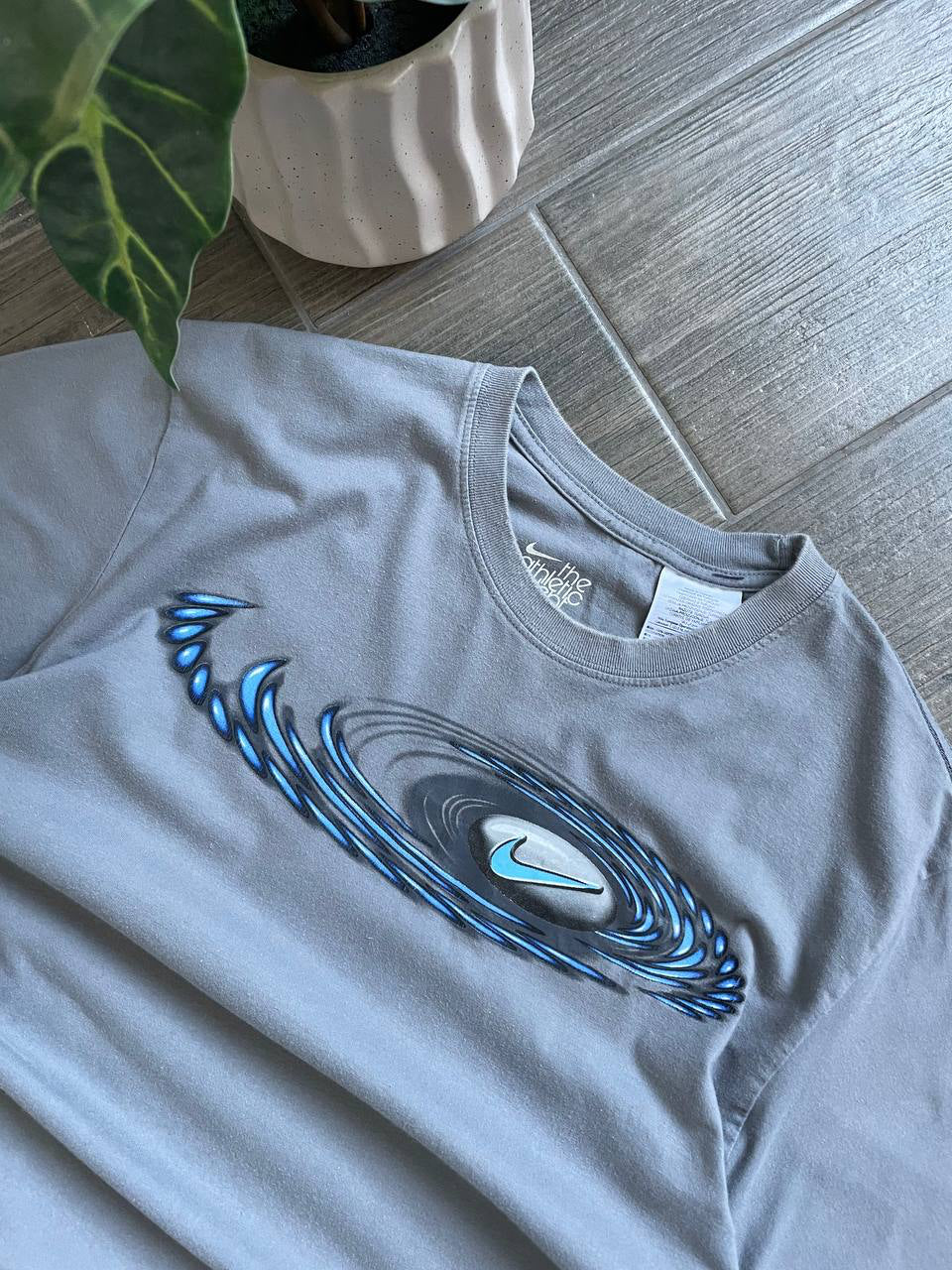 Nike Storm Swirl Graphic T-Shirt