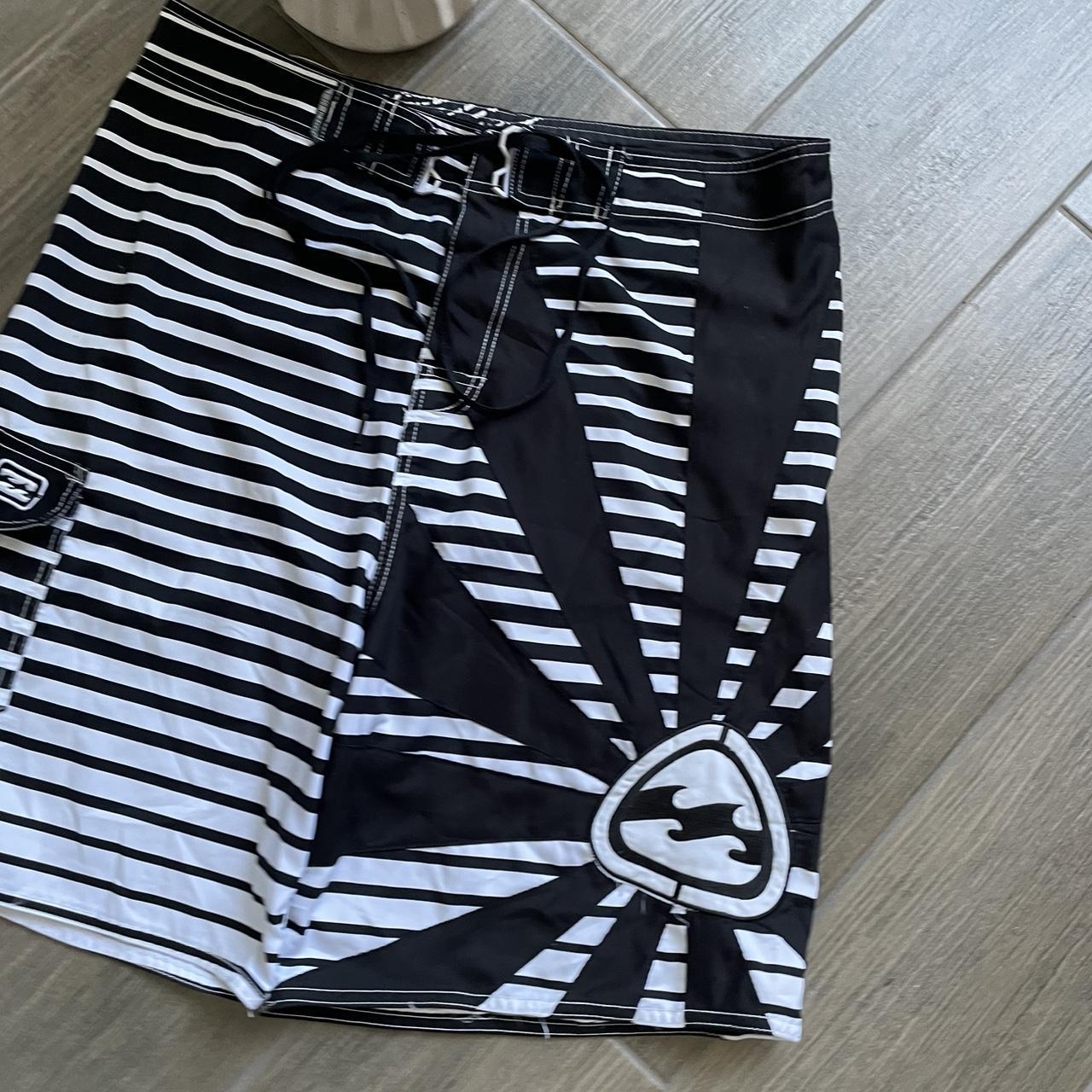 Billabong y2k nylon surf shorts