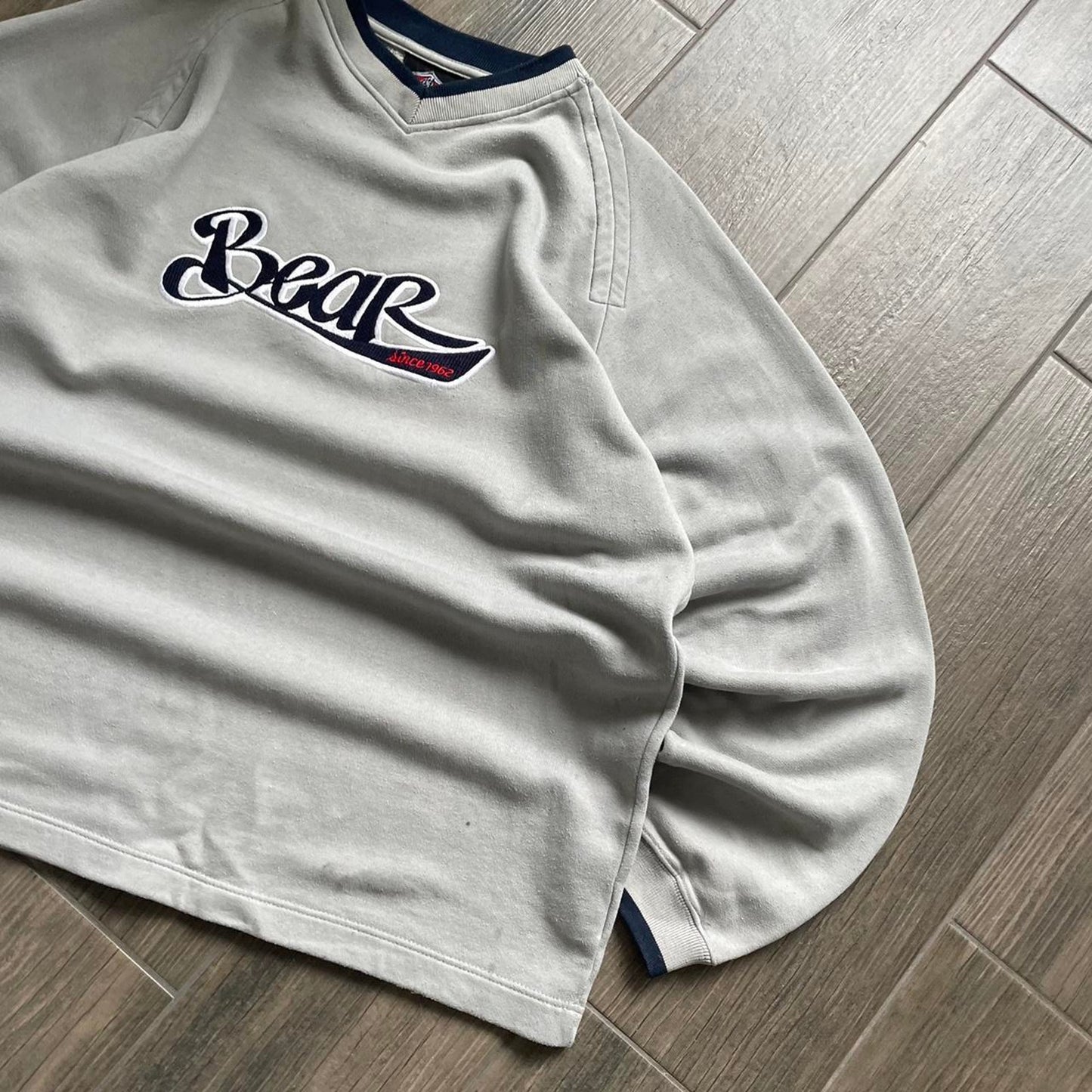 Vintage y2k oversized Bear XL sweatshirt