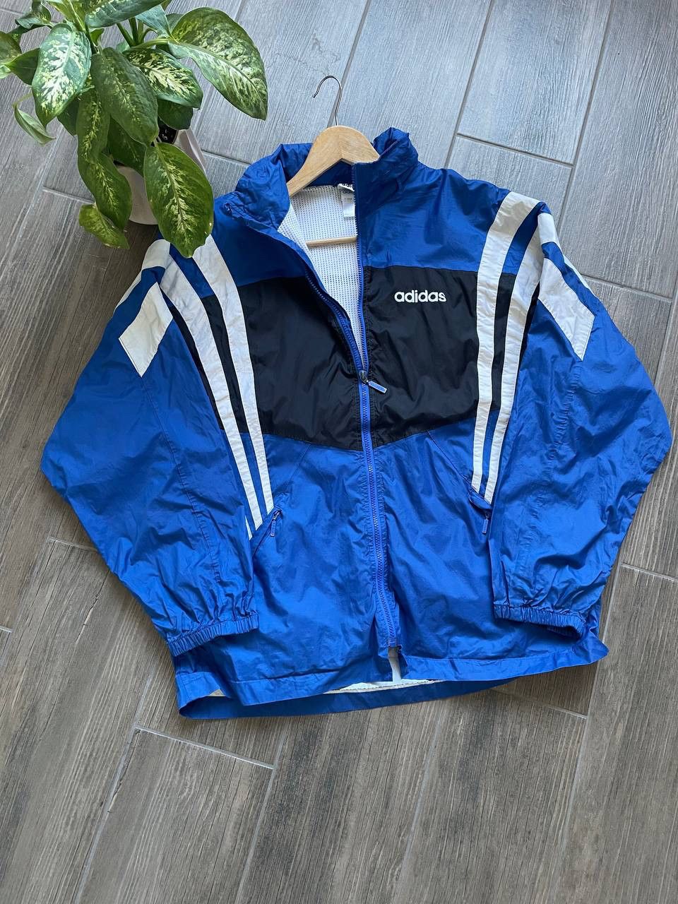 Adidas vintage light blue y2k jacket