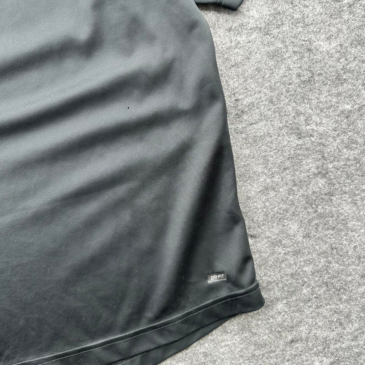 Nike dri fit black t shirt with