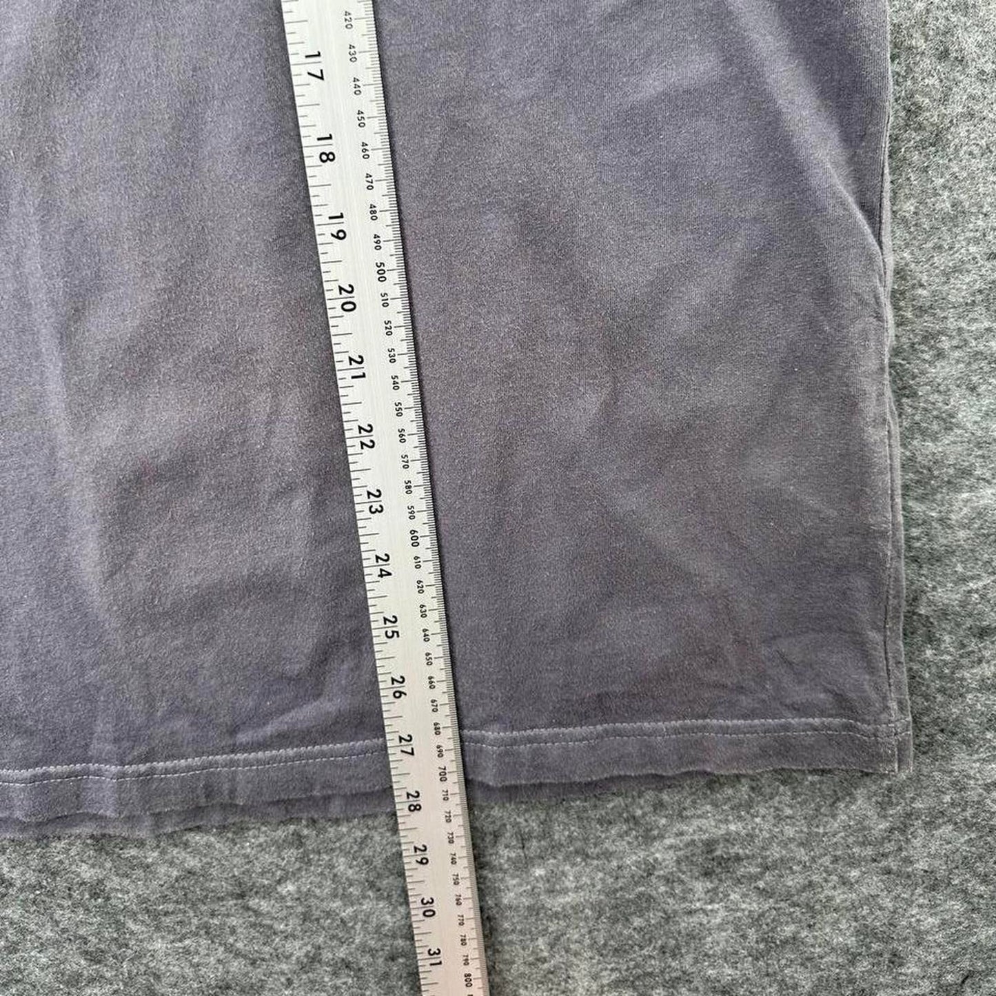 Y2k reebok gray t shirt with