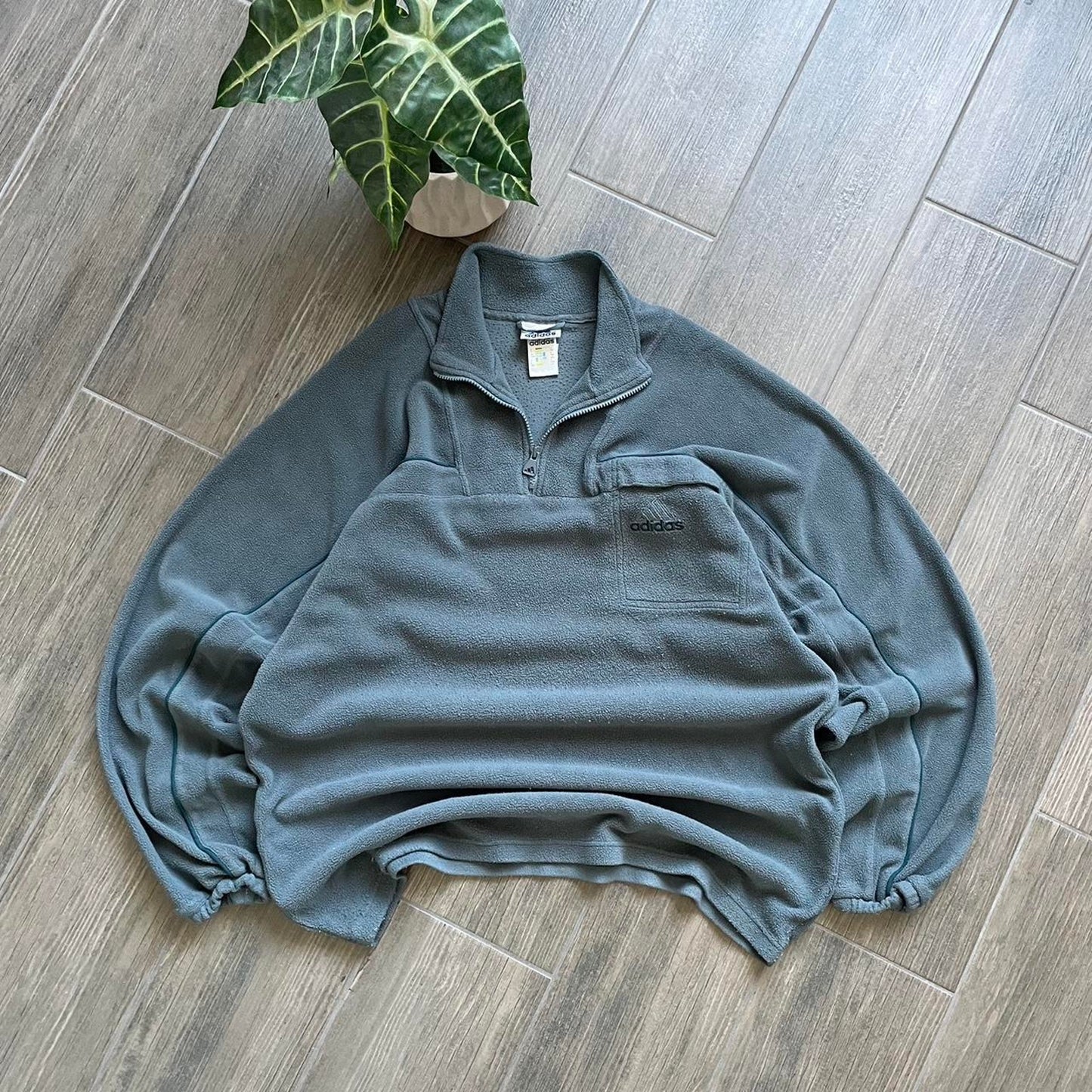 Adidas vintage baggy jumper