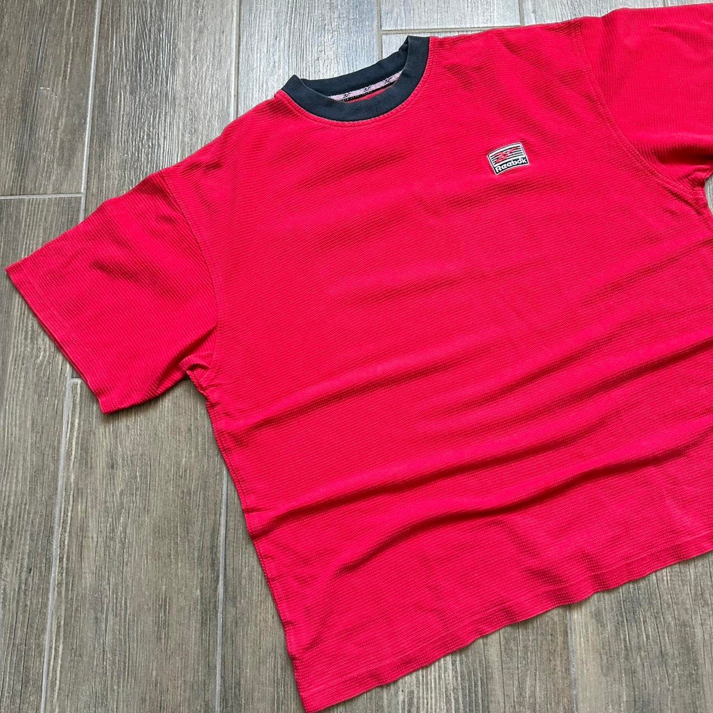 Reebok red vintage 90s tee