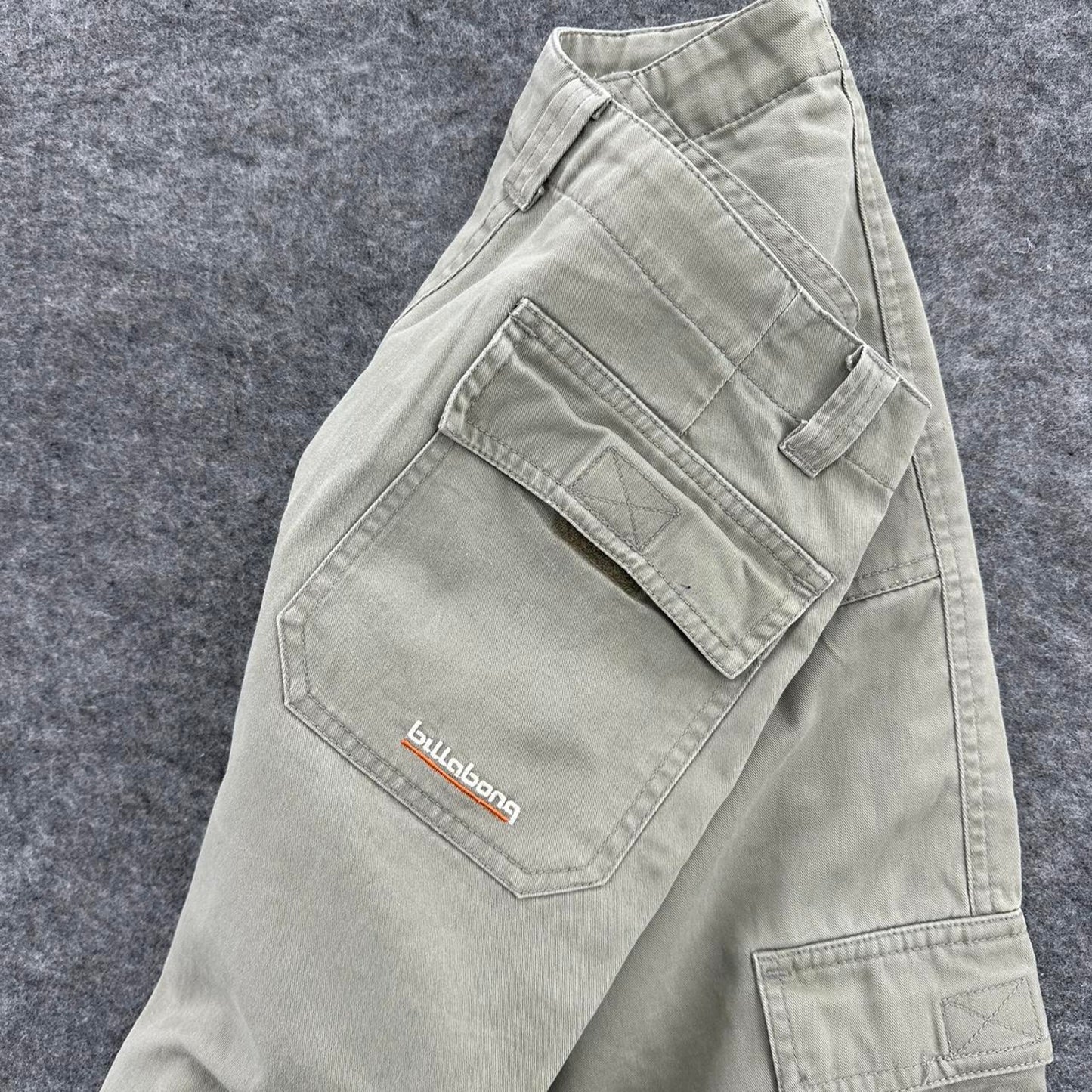 Billabong women khaki cargo shorts