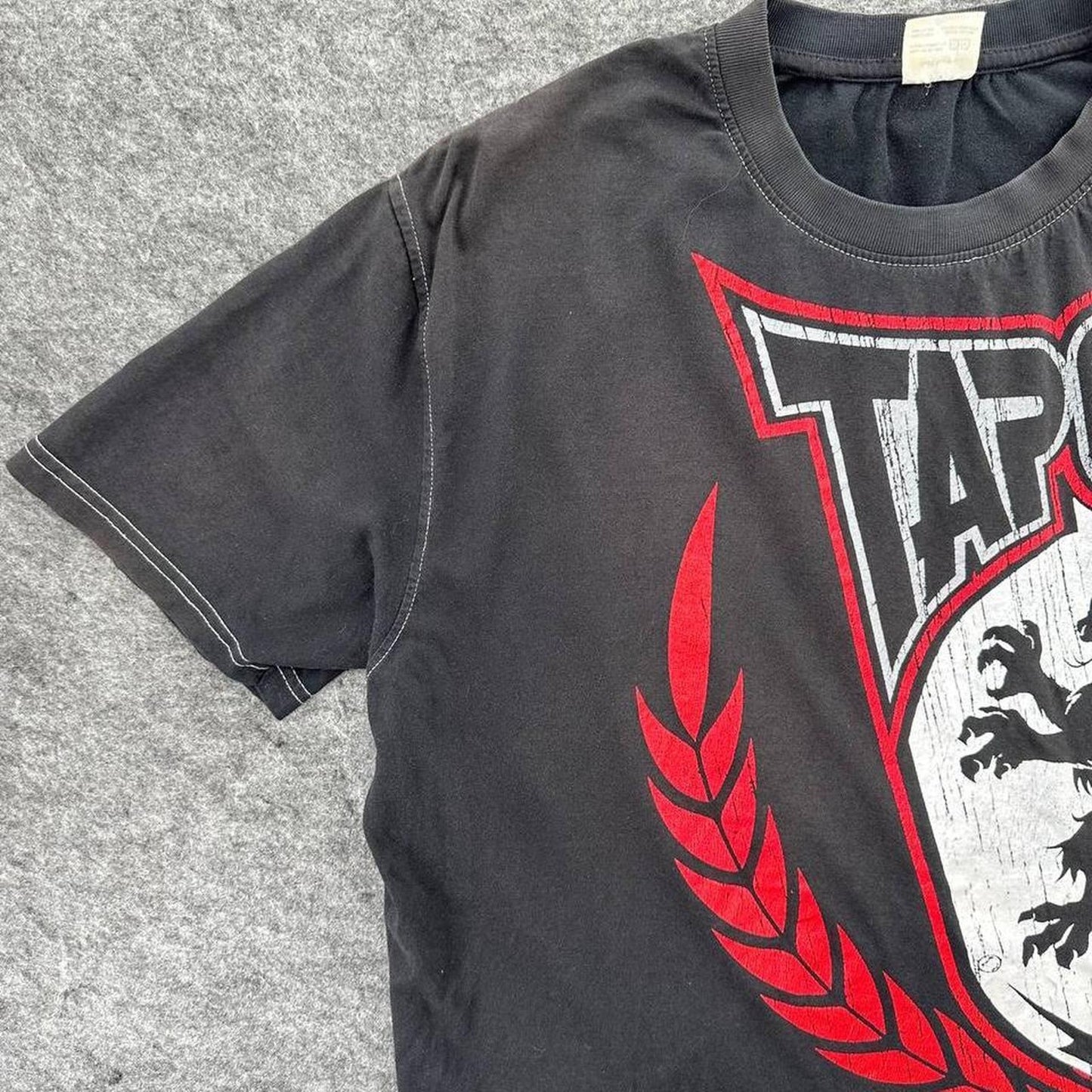 Y2k tapout mma t shirt with