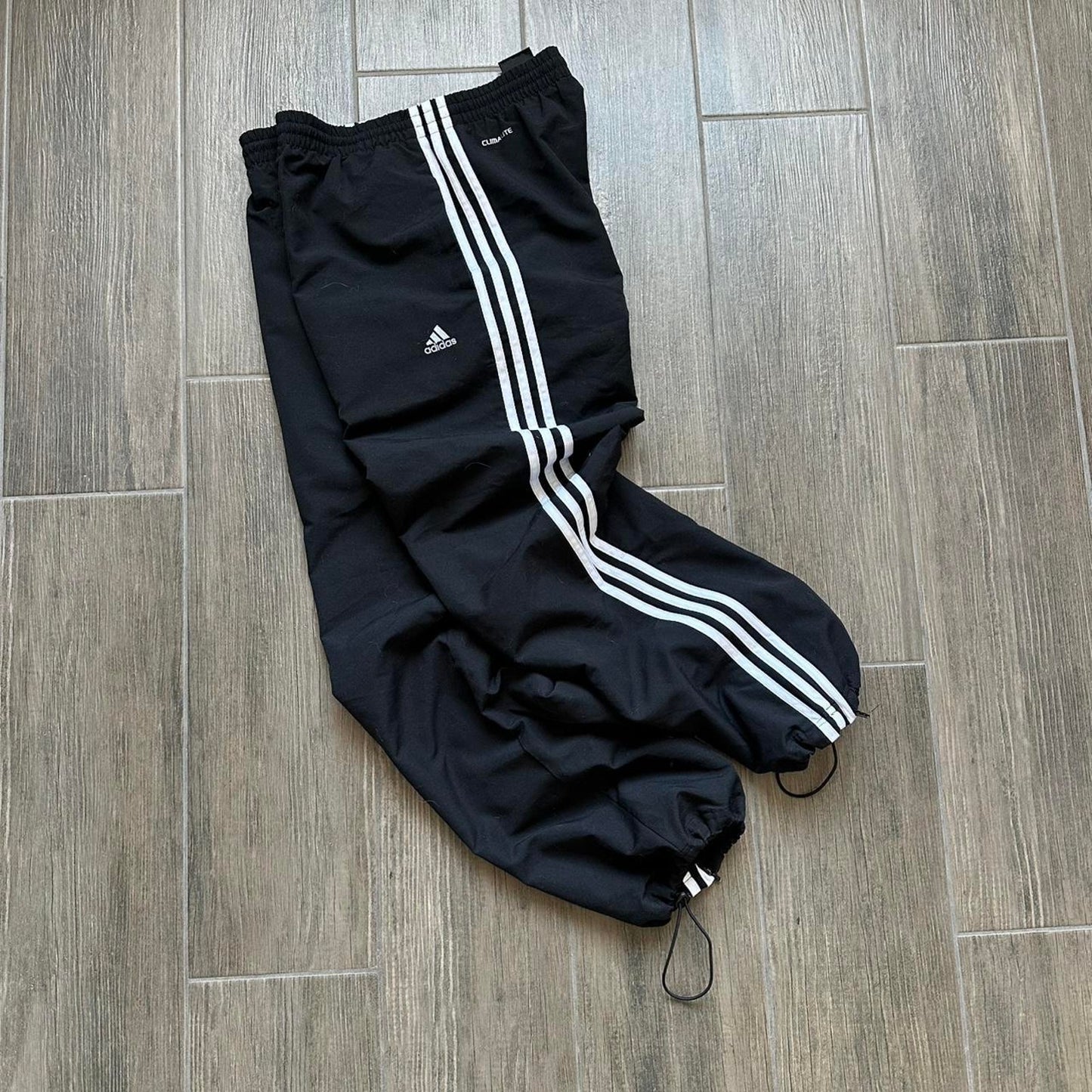 Adidas black parachute y2k nylon sweatpants