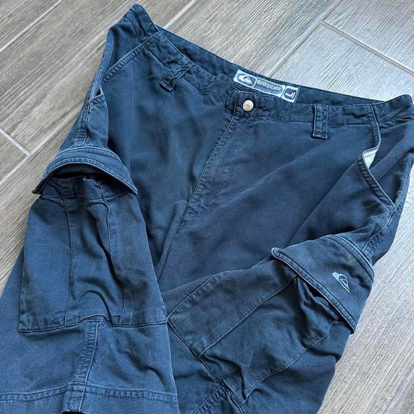Quiksilver vintage cargo shorts