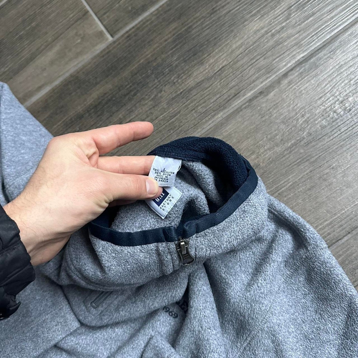 Vintage Gap y2k grey fleece jumper