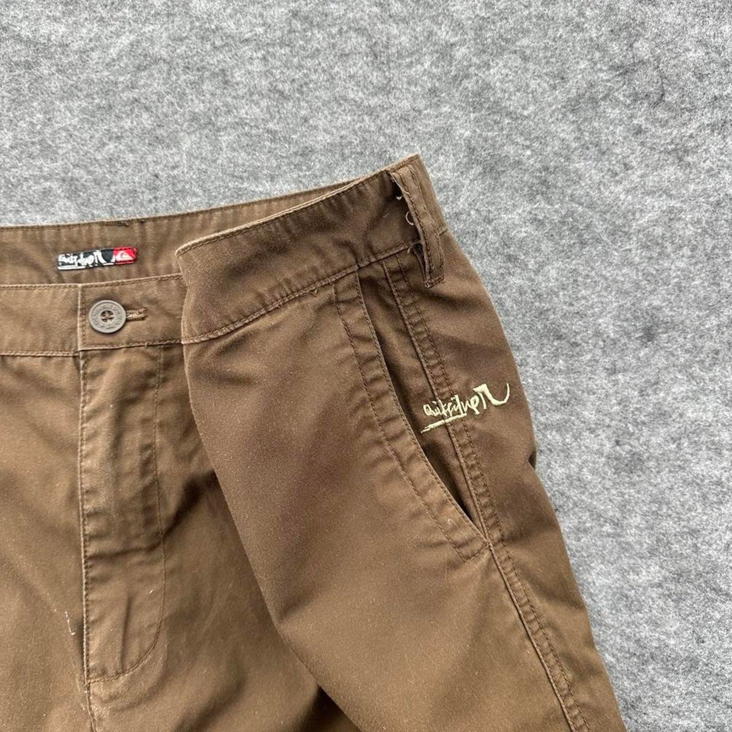 Quiksilver brown baggy shorts