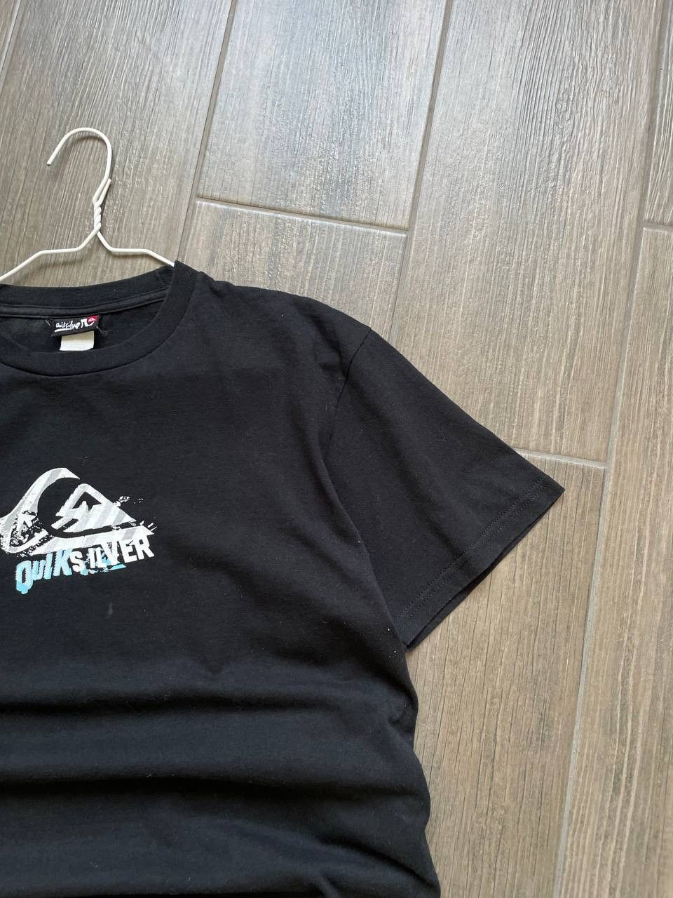 Quiksilver black baggy vintage big logo t-shirt