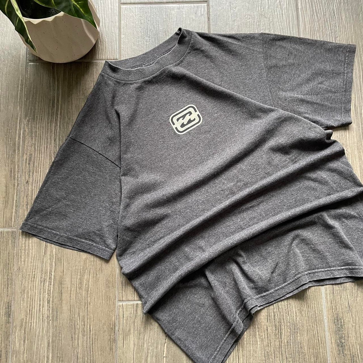 Billabong y2k vintage grey baggy M tee