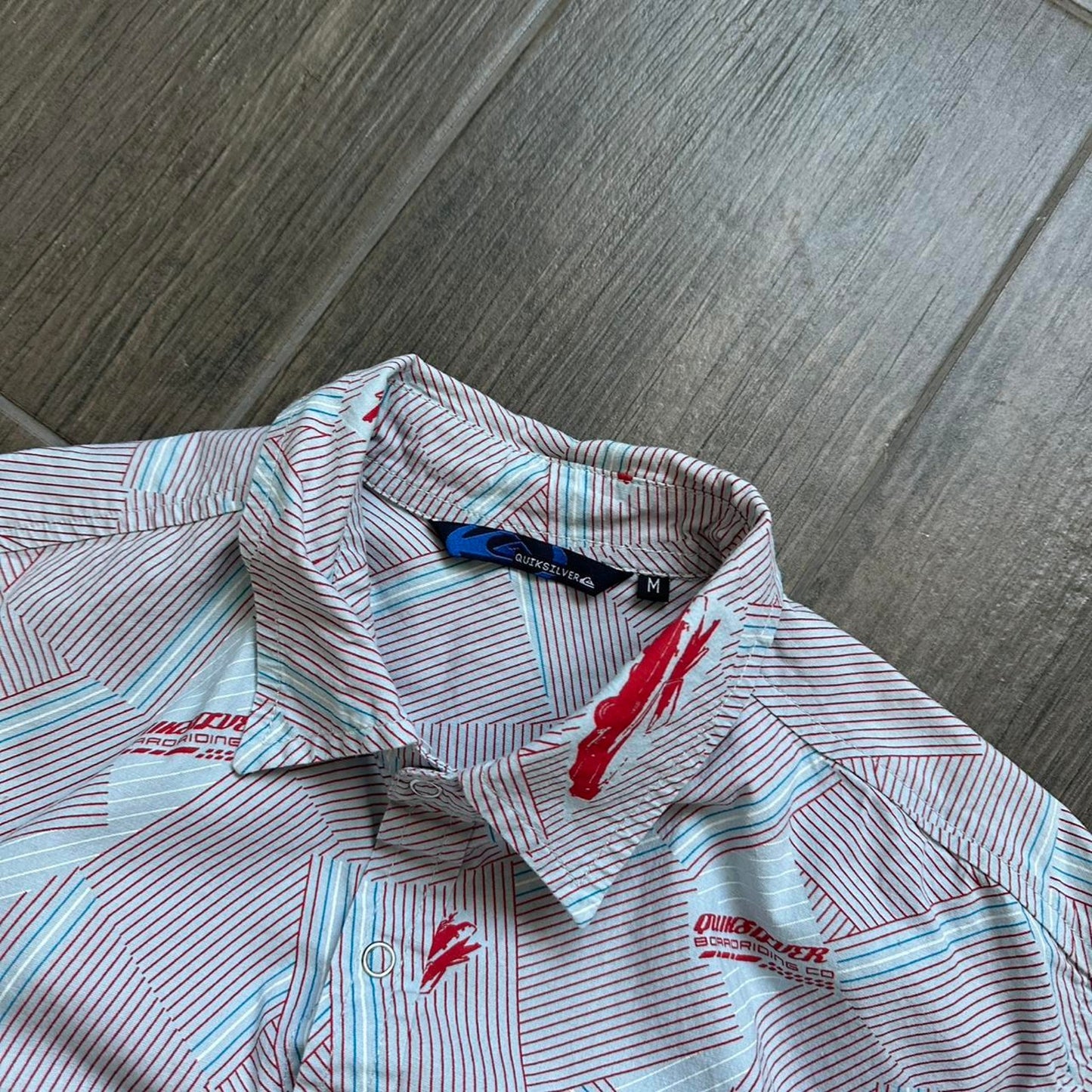 Quiksilver vintage summer y2k shirt