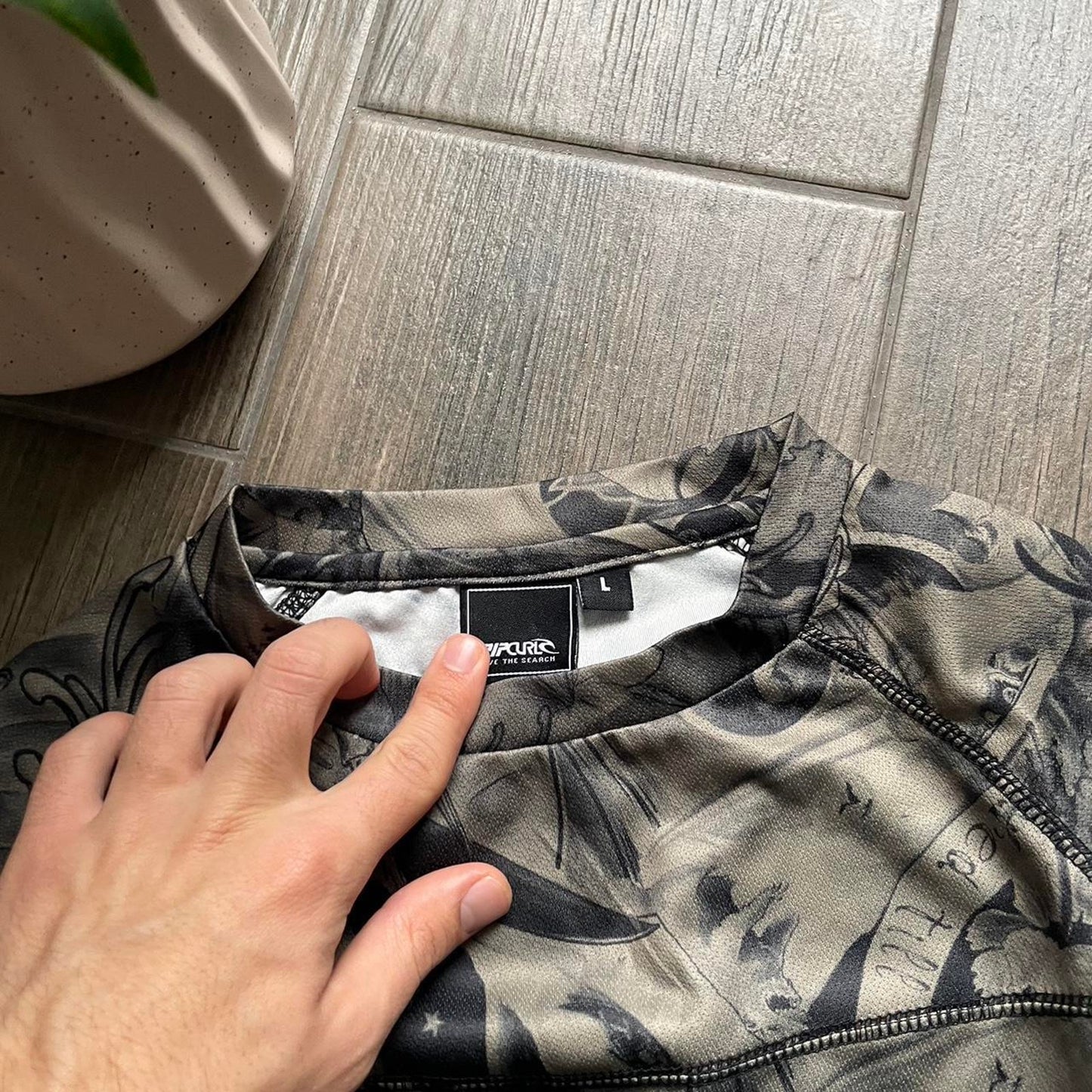 Rip Curl surf-wear swim long sleeve tee