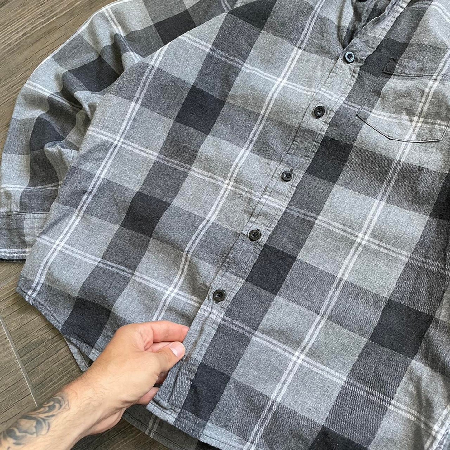 Oakley flannel y2k grey shirt
