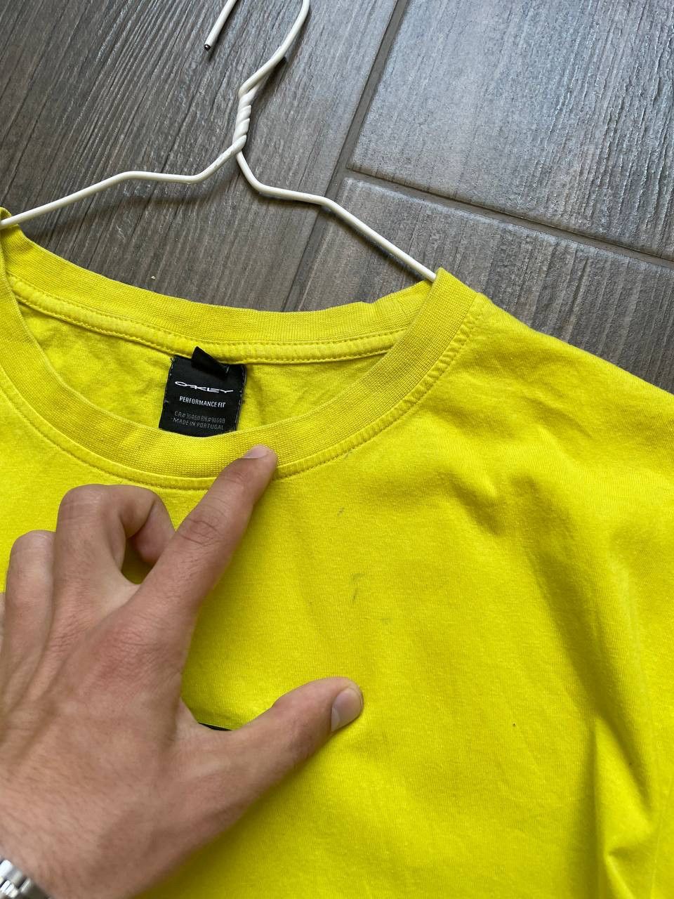 Oakley Software y2k Yellow center logo T-Shirt