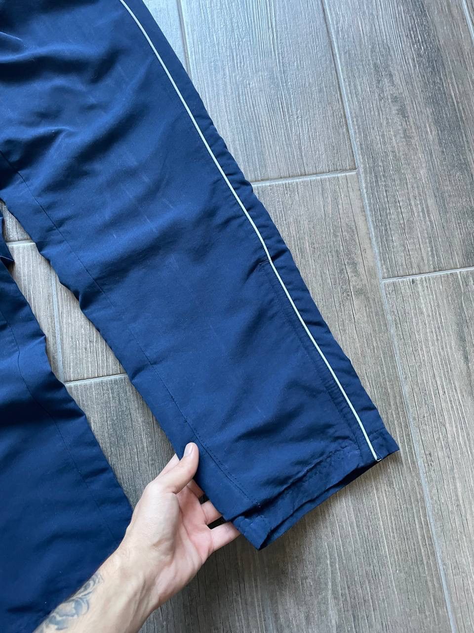 Umbro navy drill baggy nylon sweatpants