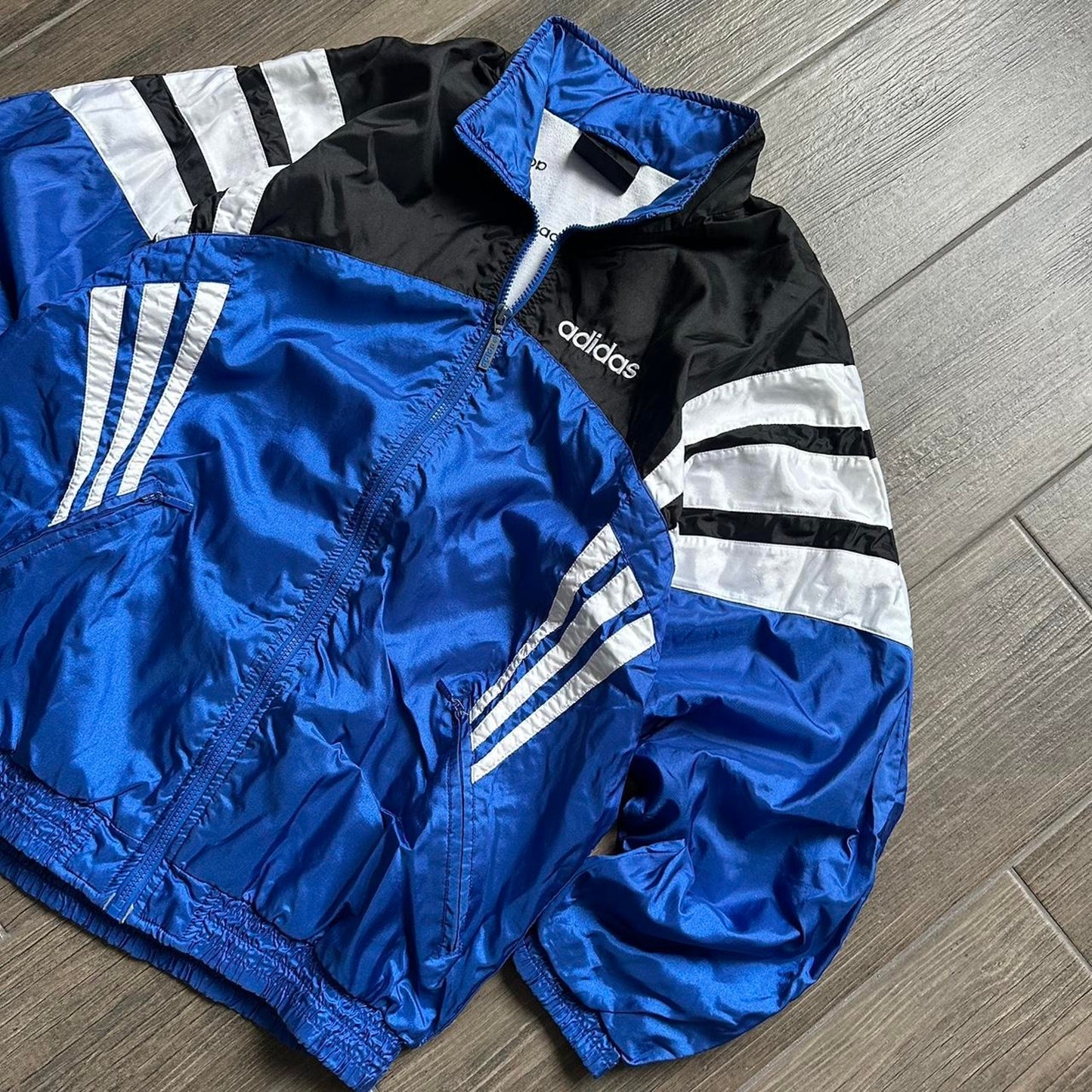 Adidas nylon y2k blue baggy jacket
