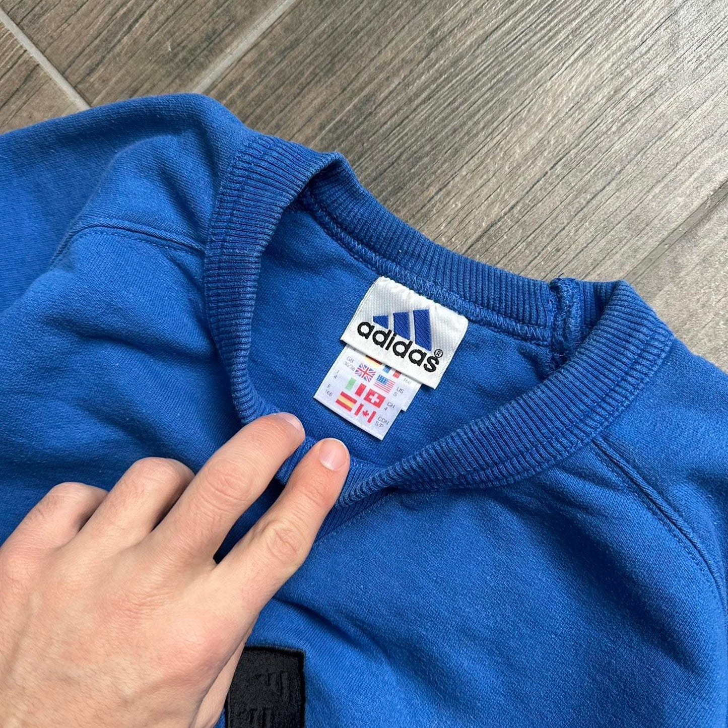 Adidas vintage big logo baggy