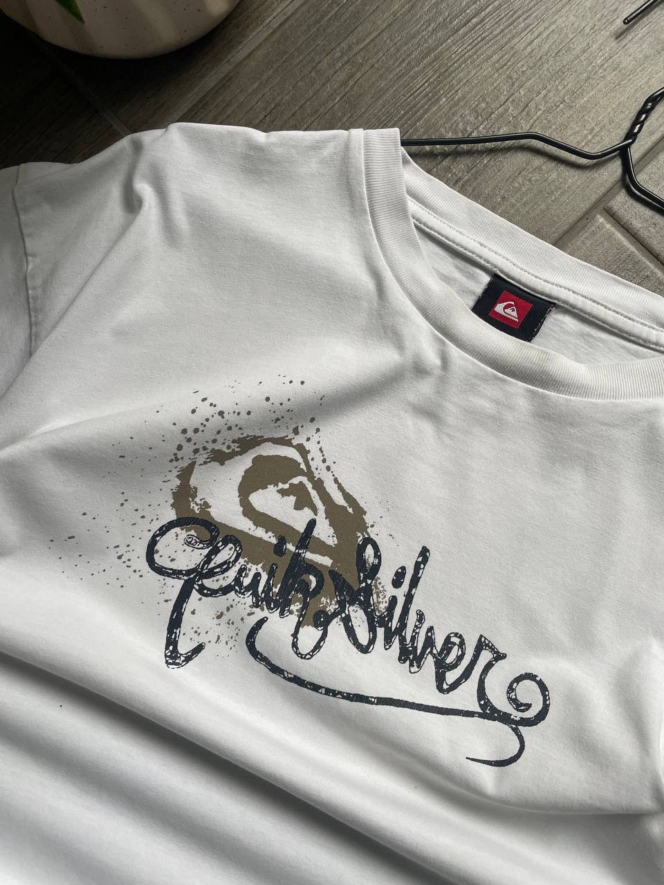 Quiksilver baggy vintage surf t-shirt