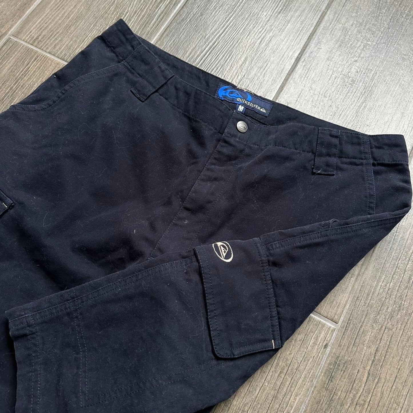 Quiksilver vintage black cargo shorts