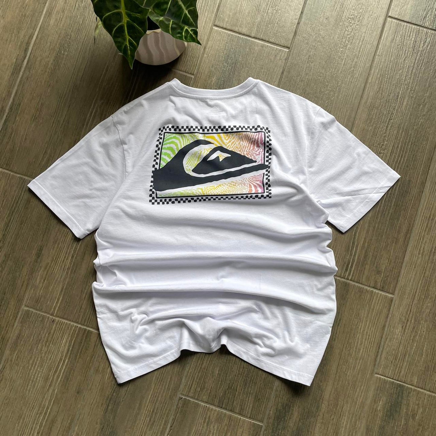 Quiksilver white big logo surf cotton t-shirt M