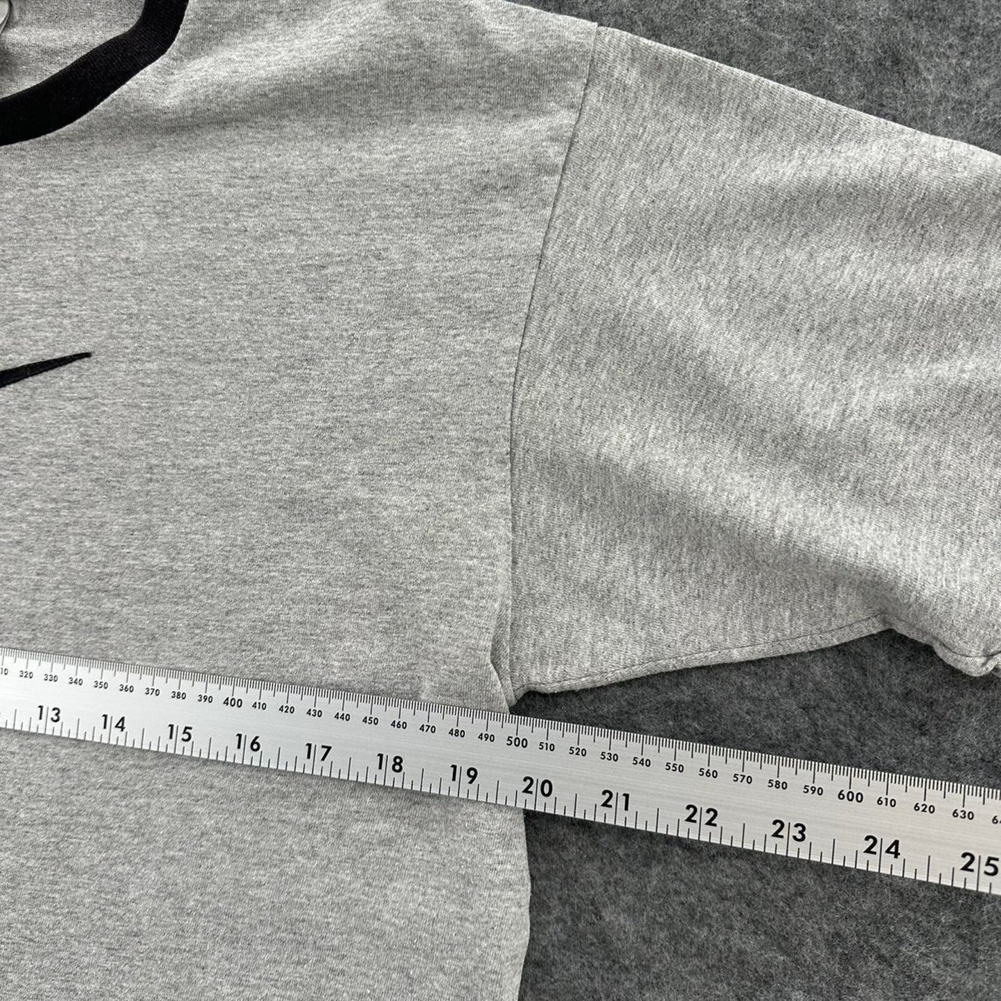 Y2k nike center swoosh gray
