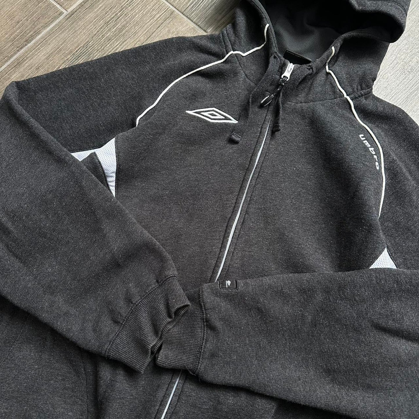 Umbro zip up baggy y2k