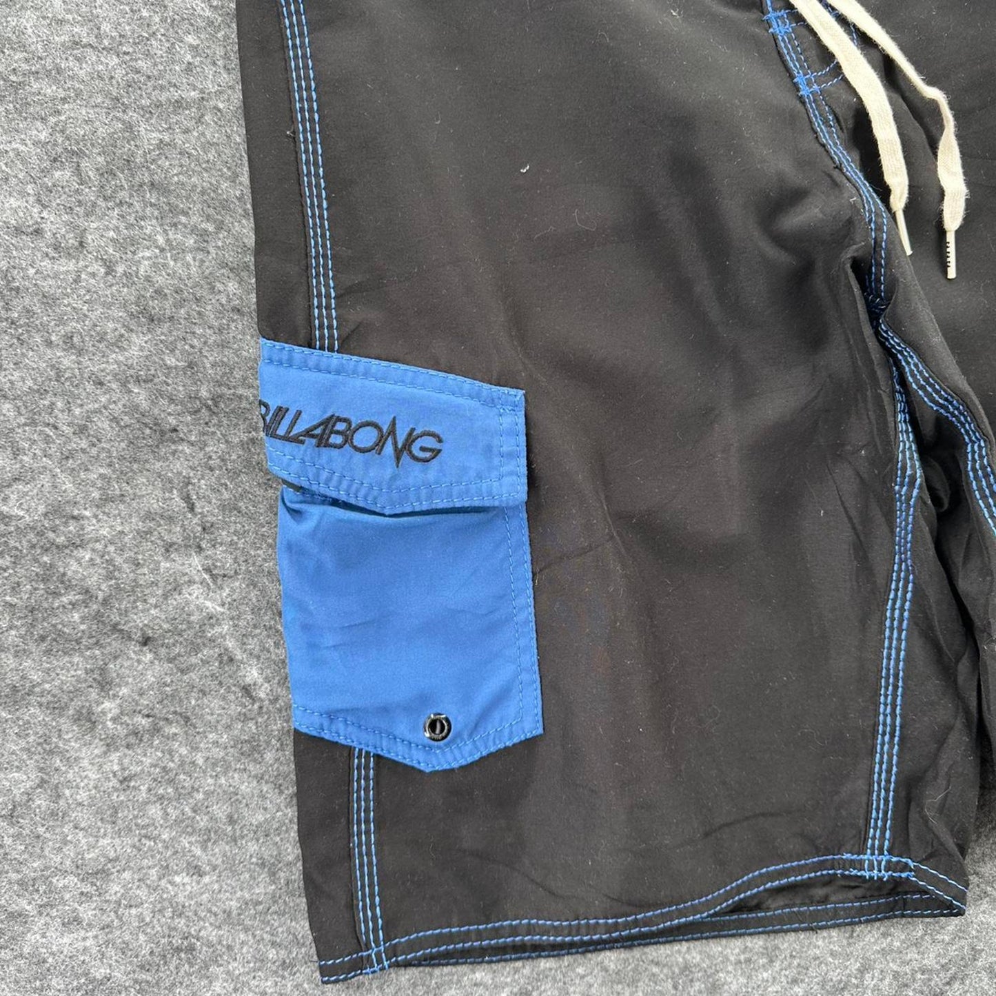 Billabong black blue polyester