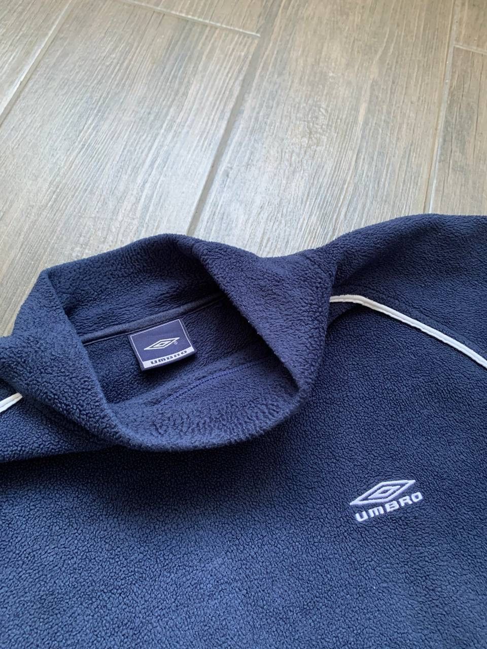 Umbro fleece navy vintage sweatshirt