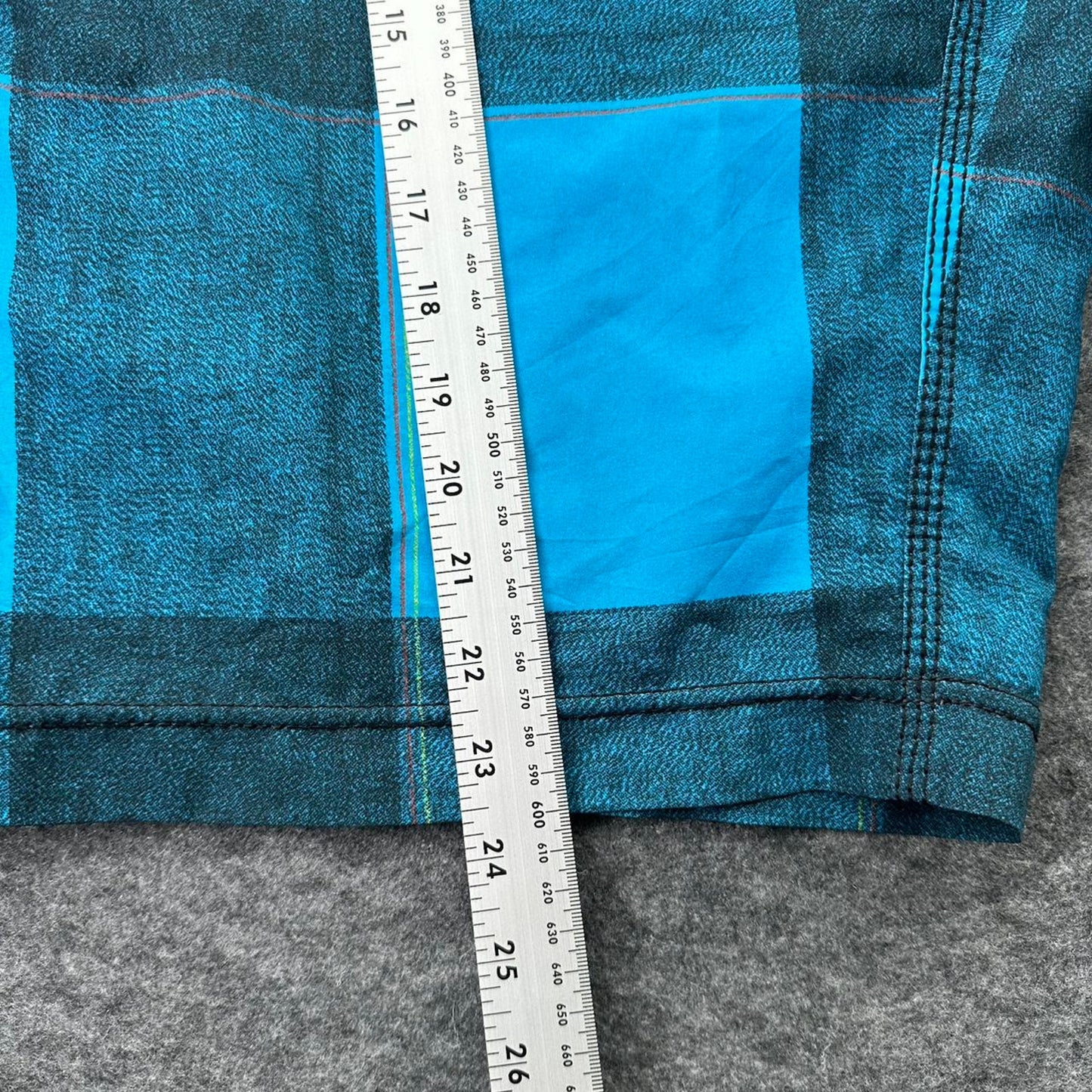 Billabong blue and dark blue