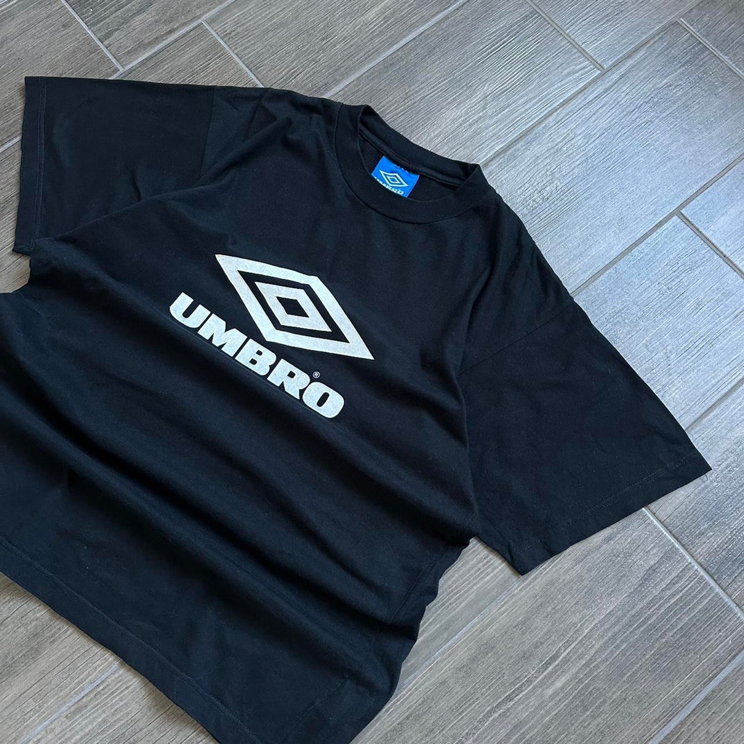 Umbro black big logo vintage tee