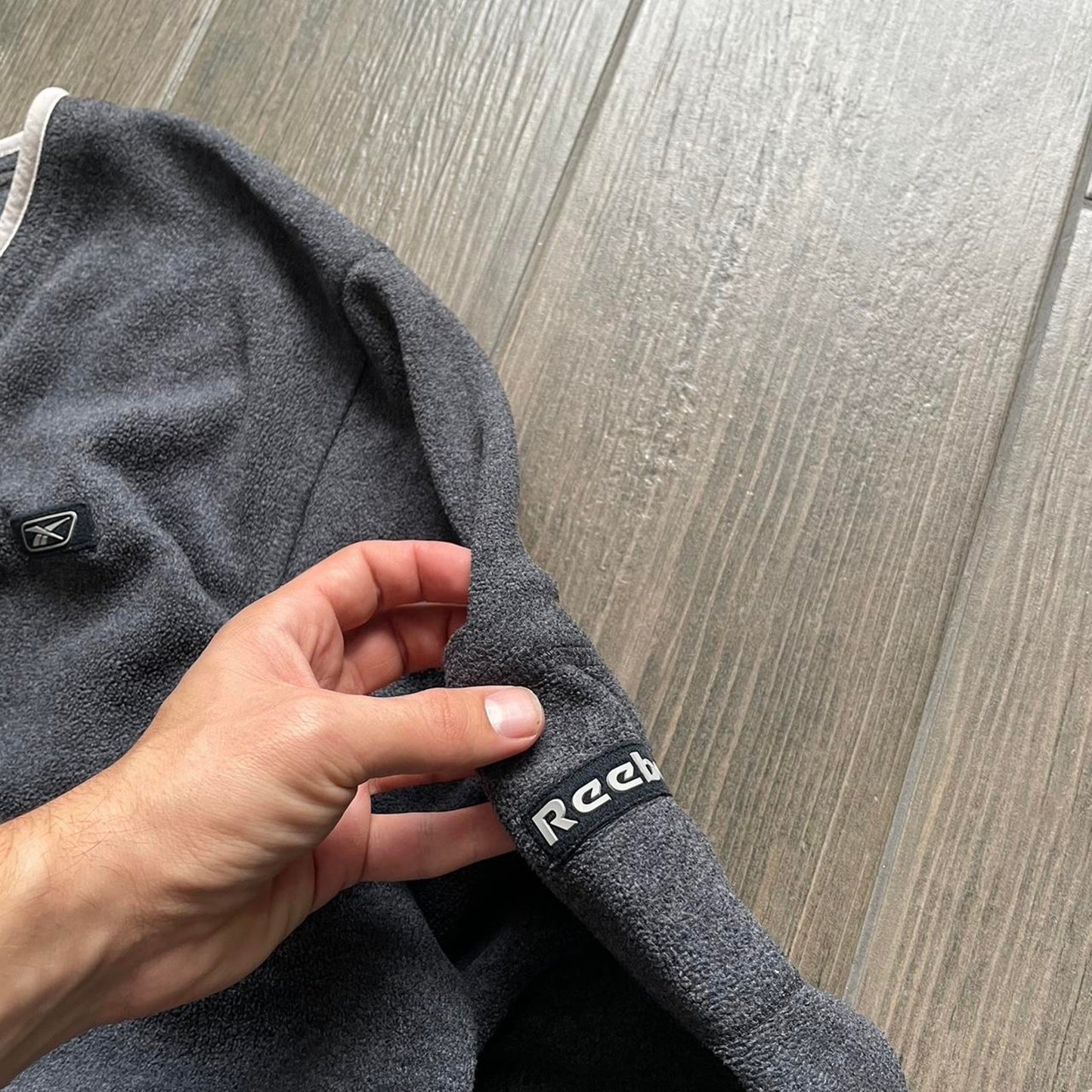 Reebok baggy grey fleece streetwear M-L jumper