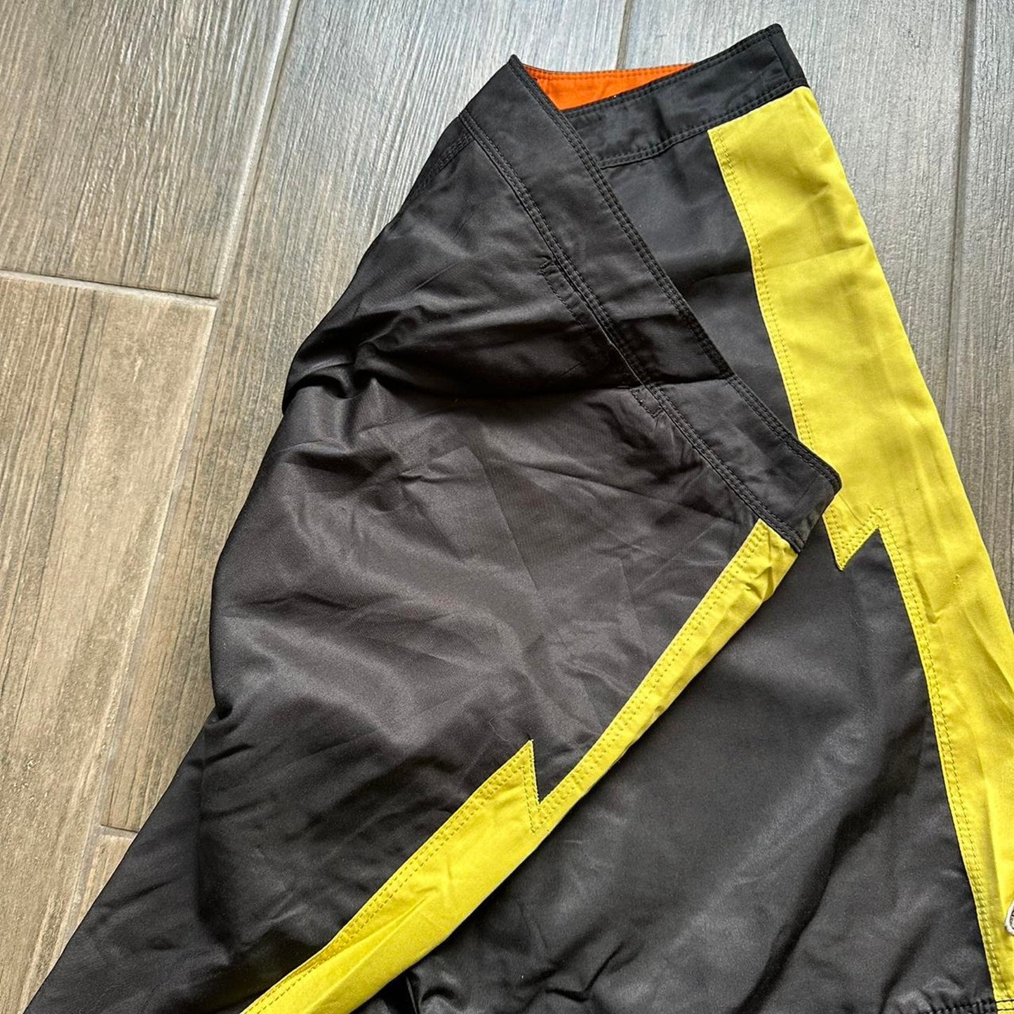 Billabong Yellow and black vintage 90s board shorts