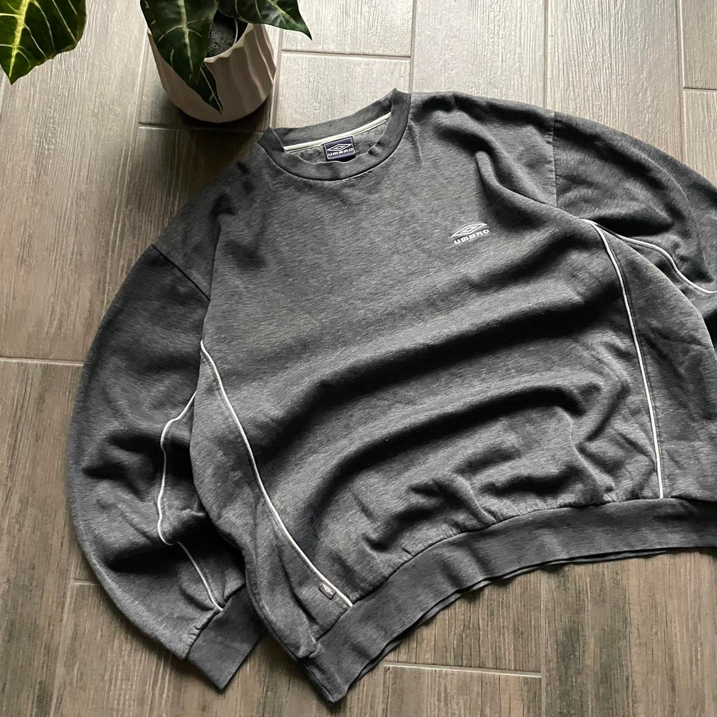 Umbro boxy fit y2k vintage fade XXL sweatshirt