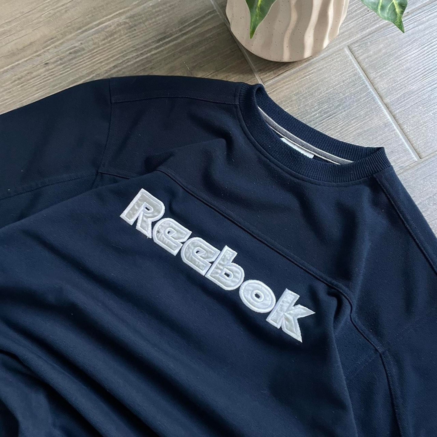 Reebok boxy fit y2k vintage sweatshirt