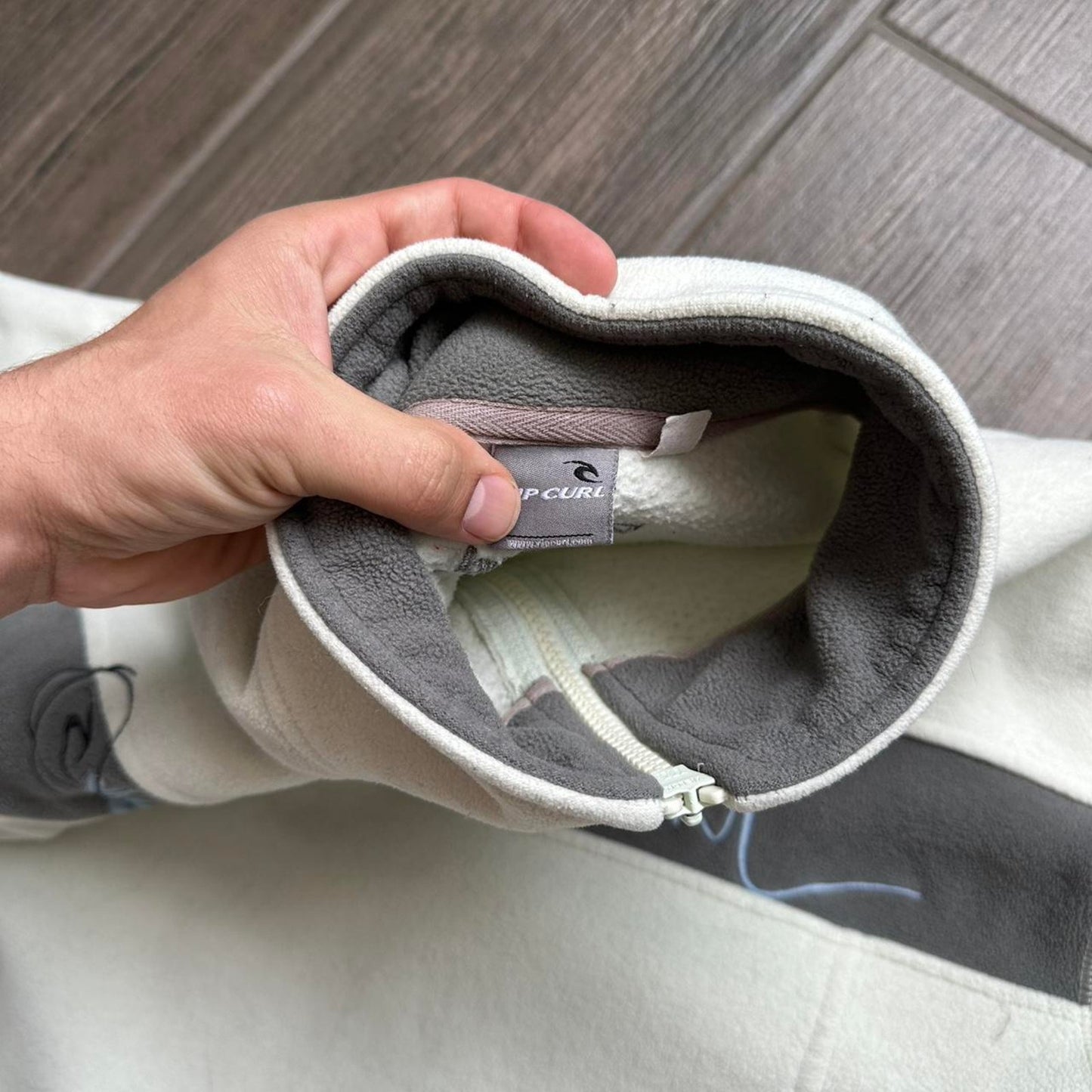 Rip curl cream fleece quarter