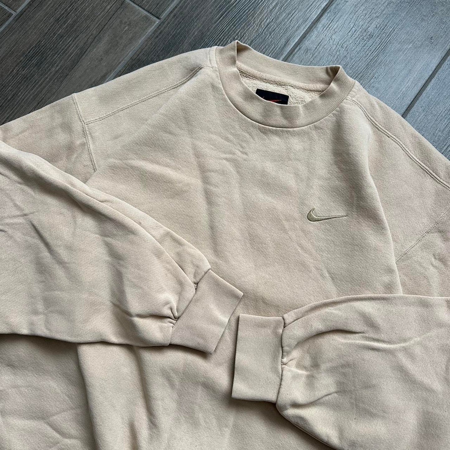 Nike beige oversized y2k sport L sweatshirt