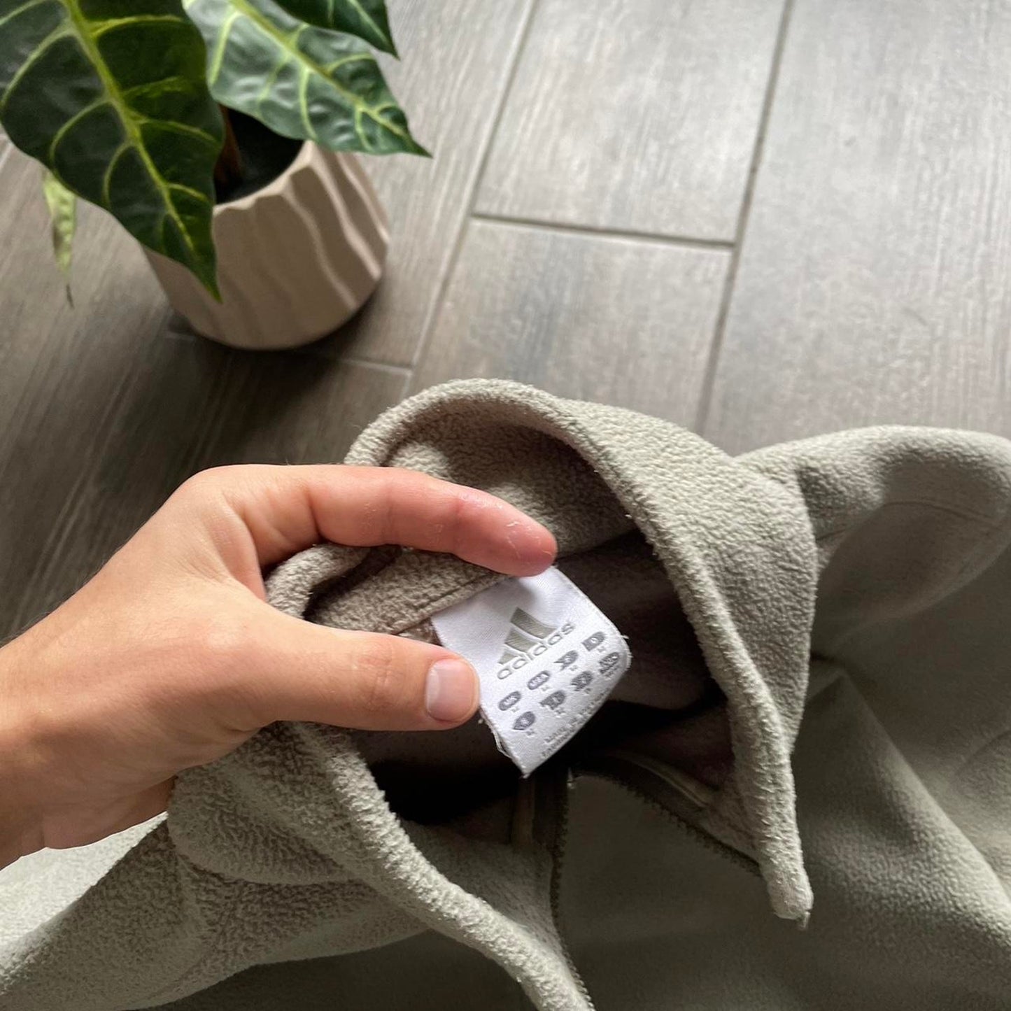 Adidas cream streetwear oversized M gorpcore jumper