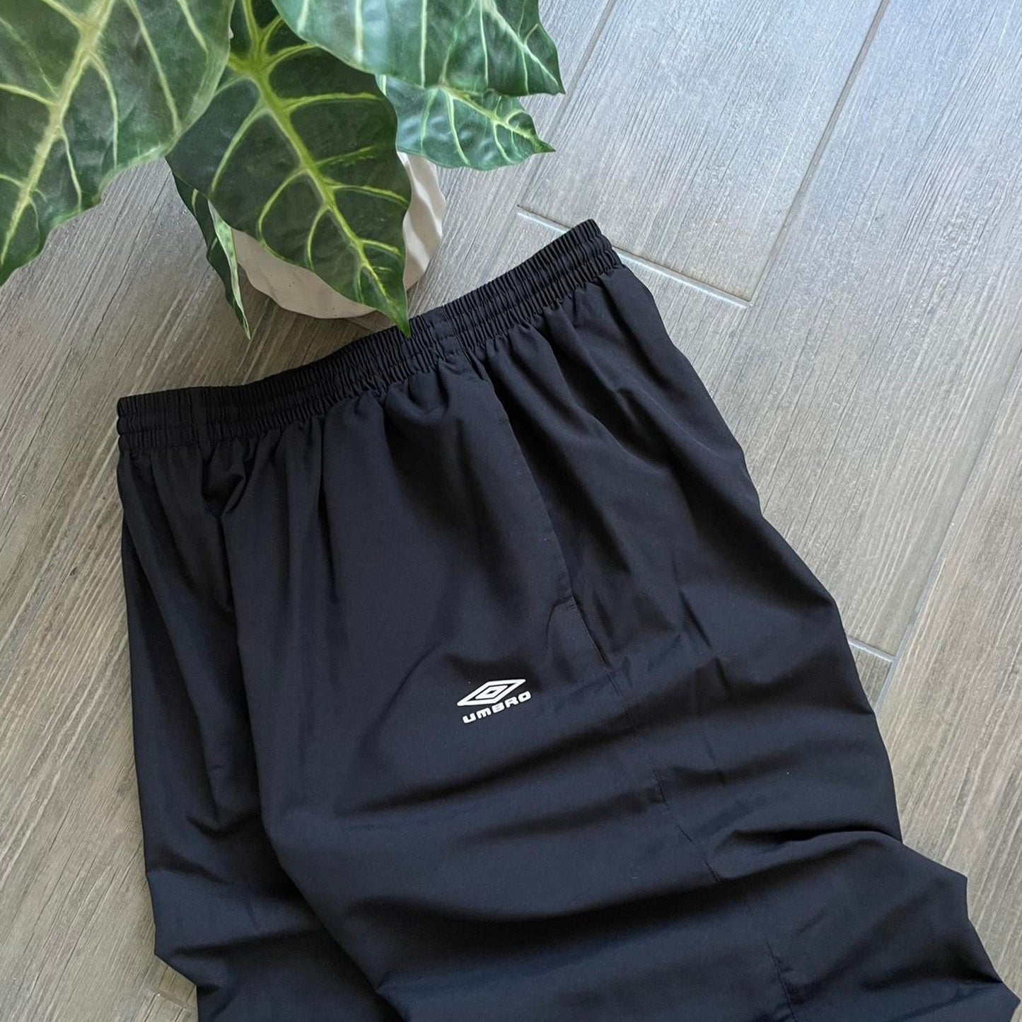 Umbro nylon baggy y2k sweatpants