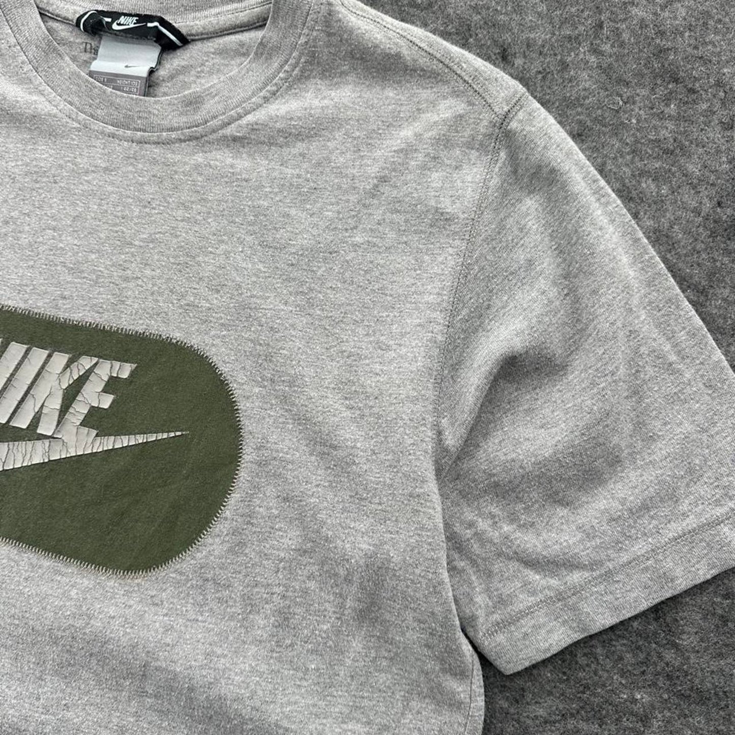 Nike grey tee with green